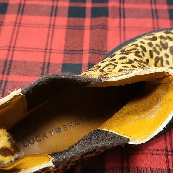 NWOT Lucky Brand Women Emali Tan Black Leopard Calf Hair Lug Sole Combat Boots - Picture 8 of 12